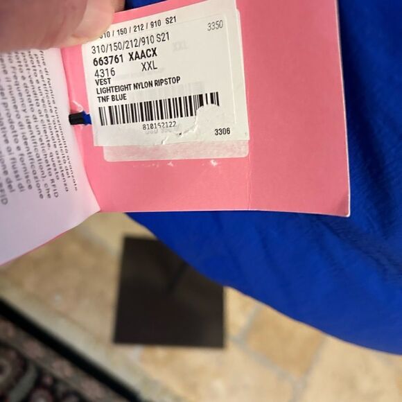 Men’s Gucci X north face puffer vest size XXL - Picture 6 of 7